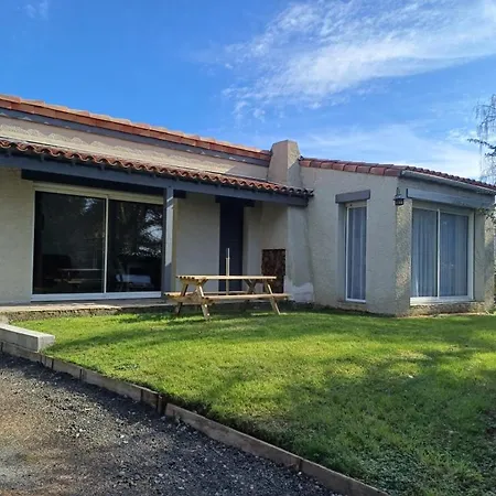 La Maison Du Soleil Ferienhaus Pouzauges